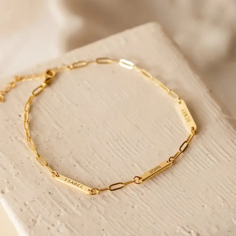Personalized bracelet from YourEngrave
