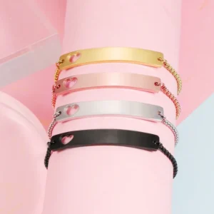 Personalized bracelet gift from YourEngrave